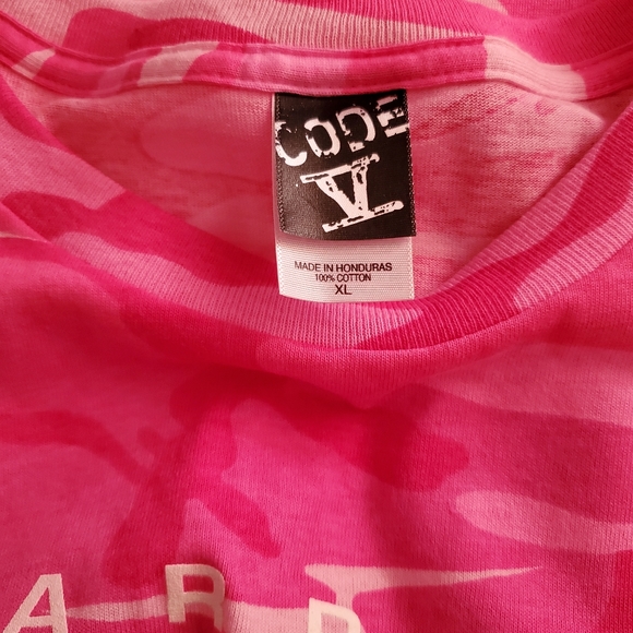 #940 NEW WITHOUT TAGS Code V top - Picture 4 of 4